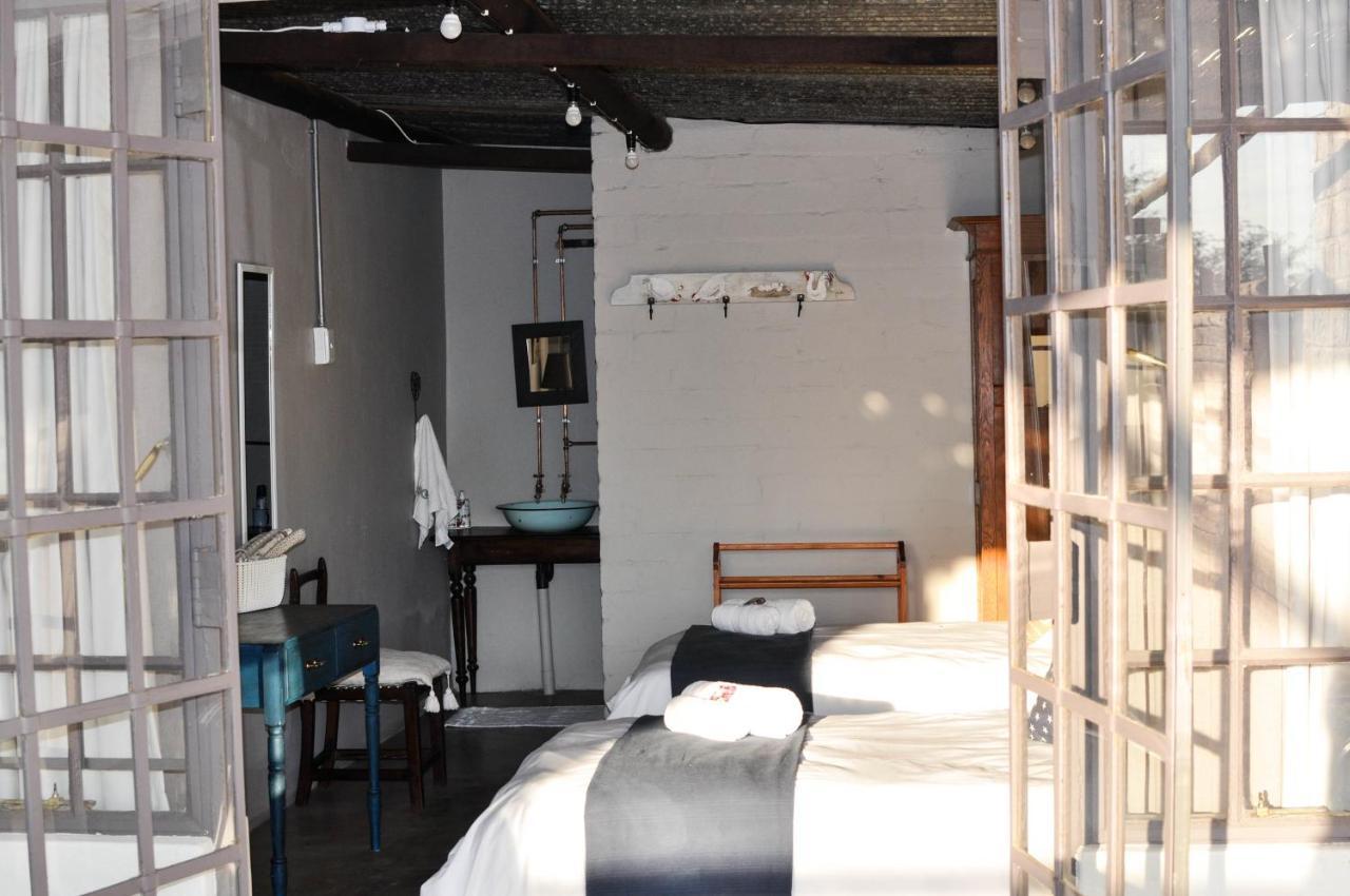 Avonsrus Guesthouse Augrabies ภายนอก รูปภาพ